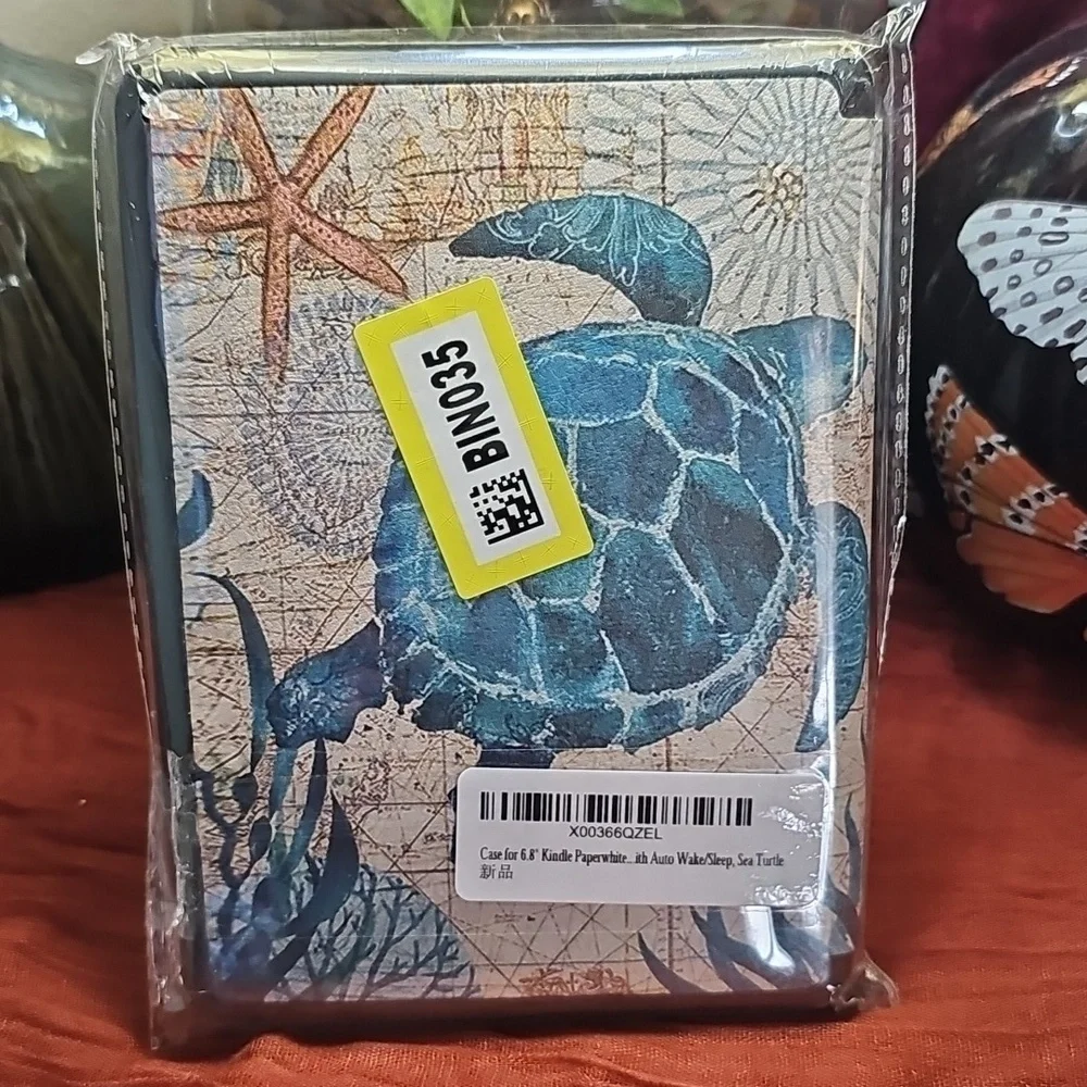 Blue Sea Turtle Kindle Case